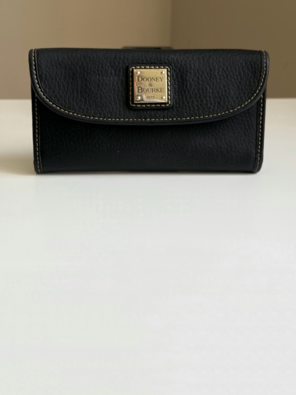 Dooney & Bourke Black Lucca Continental Wallet